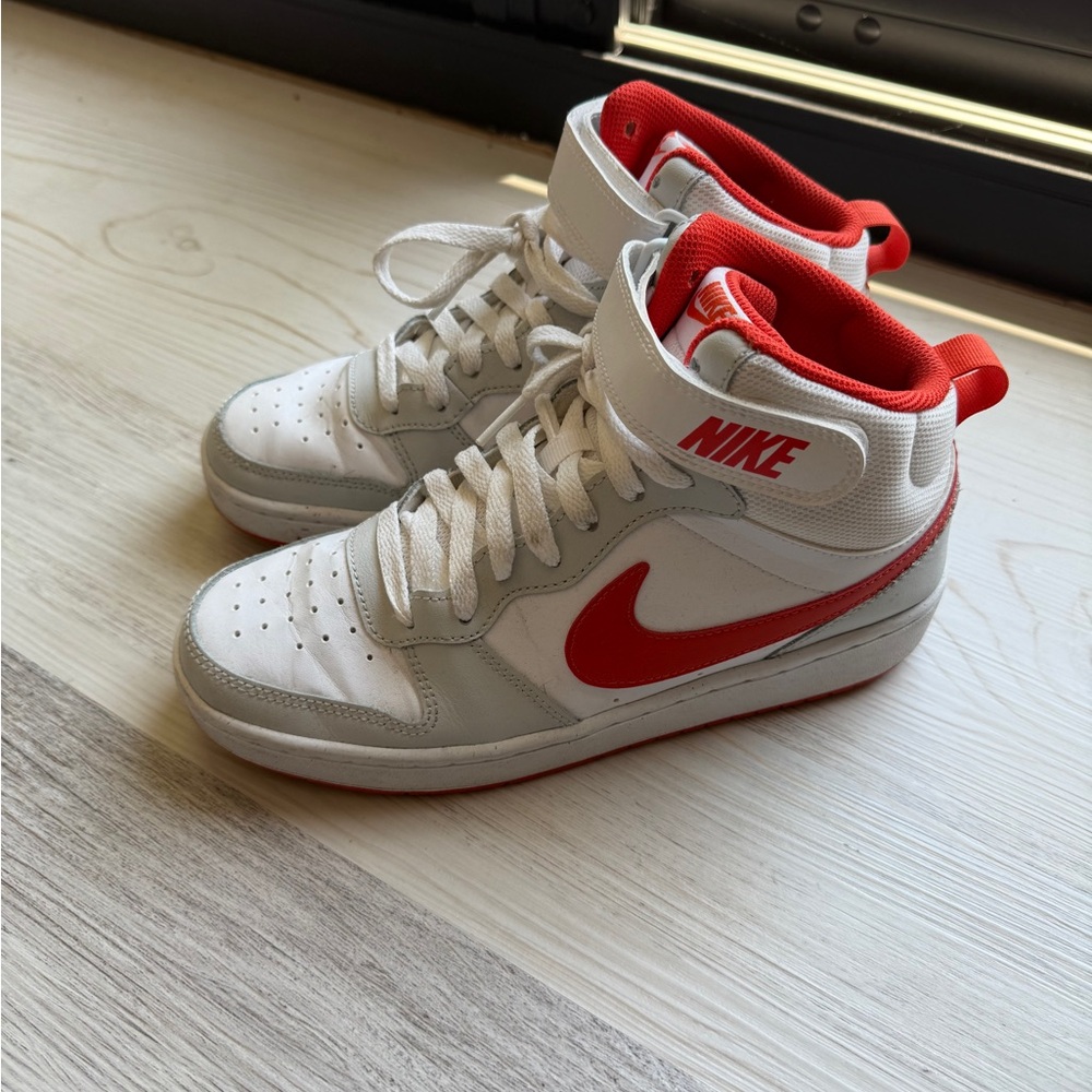 Youth Court Borough Mid 2 Stay-Put Casual Sneakers
